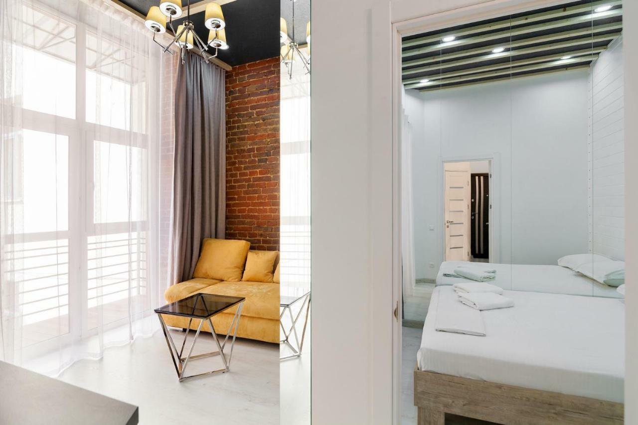 Leogrand One-Bedroom Apartments On Tugan-Baranovskogo 24 Lviv Bagian luar foto